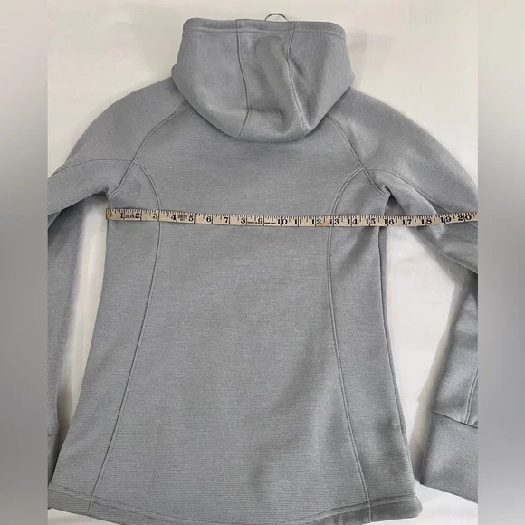 UNDER ARMOR GREY HOODED ZIP JACKET - Women’s Small - Zip pockets - Picture 8 of 10